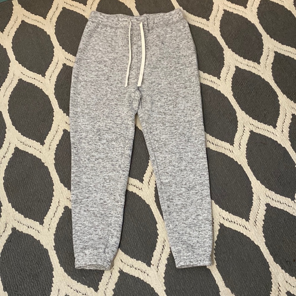 Gray sweatpants: Medium